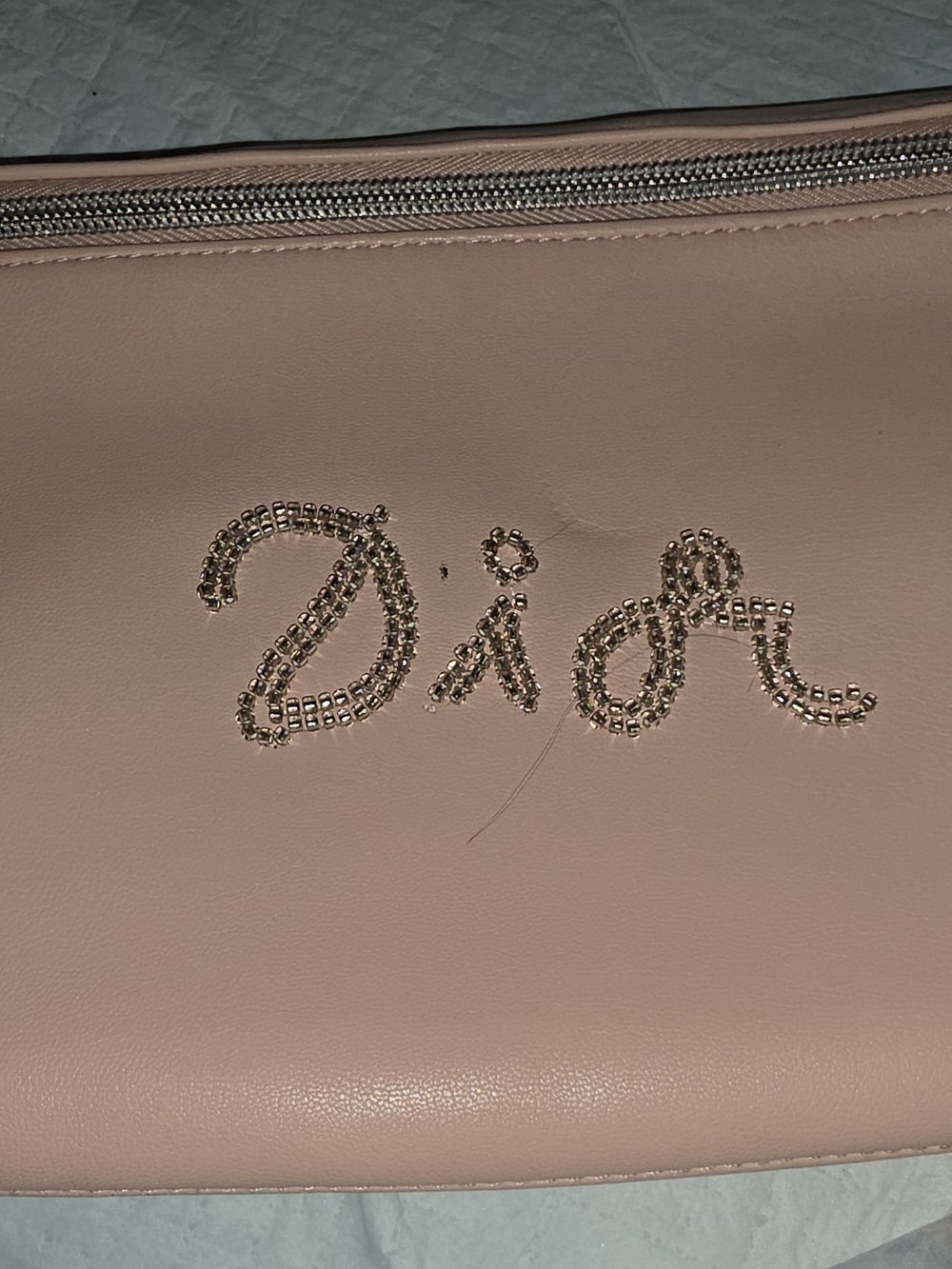 Dior Beauté Pink Clutch Cosmetic Pouch, GWP/VIP - Picture 2 of 7
